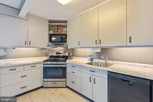 8319 Bon Air Rd, Baltimore, MD 21234 - Photo 16