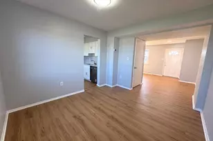 17 Holland Hill, Catonsville, MD 21228 - Photo 10