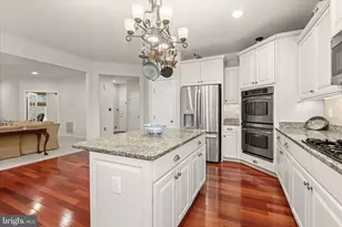 2035 Myrtlewood Rd, Baltimore, MD 21209 - Photo 10