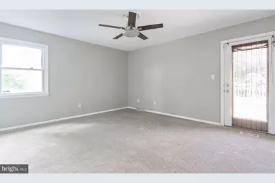 438 Bloomsbury Avenue, Baltimore, MD 21228 - Photo 22