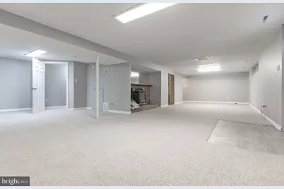 438 Bloomsbury Avenue, Baltimore, MD 21228 - Photo 30