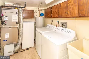 2331 Old Ct Rd, Pikesville, MD 21208 - Photo 12