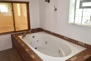 765 Charing Cross Rd, Baltimore, MD 21229 - Photo 20