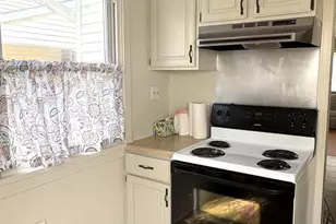 115 Compass Rd, Baltimore, MD 21220 - Photo 10