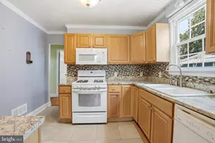 8108 Dundalk Ave, Dundalk, MD 21222 - Photo 10