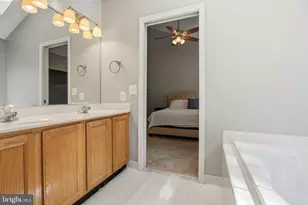 11928 Thurloe Dr, Lutherville Timonium, MD 21093 - Photo 22