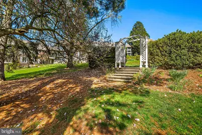 7 Devon Hill Road #A4, Baltimore, MD 21210 - Photo 4