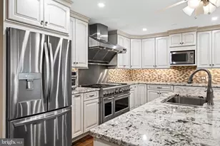 19 Seminary Dr, Lutherville Timonium, MD 21093 - Photo 16