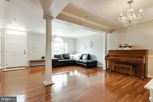 1207 Pear Blossum Ct, Catonsville, MD 21228 - Photo 6