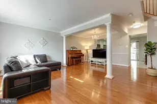 1207 Pear Blossum Ct, Catonsville, MD 21228 - Photo 4