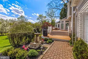 29 Springhill Farm Ct, Cockeysville, MD 21030 - Photo 8