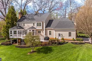 29 Springhill Farm Ct, Cockeysville, MD 21030 - Photo 10