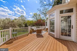 29 Springhill Farm Ct, Cockeysville, MD 21030 - Photo 4