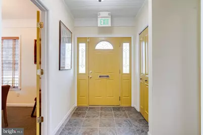407 W Pennsylvania Avenue, Towson, MD 21204 - Photo 6
