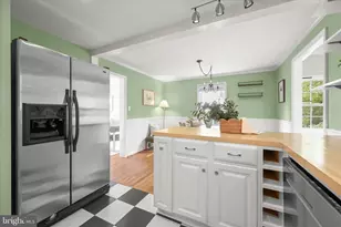 1335 Brook Rd, Baltimore, MD 21228 - Photo 14