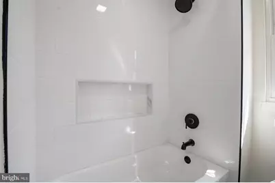 7 Prestwick Square, Baltimore, MD 21228 - Photo 24