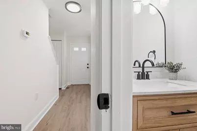 7 Prestwick Square, Baltimore, MD 21228 - Photo 8