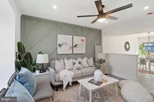 7 Prestwick Square, Baltimore, MD 21228 - Photo 10