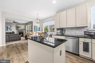 2001 Willowcrest Cir, Baltimore, MD 21209 - Photo 14