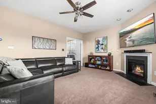 2001 Willowcrest Cir, Baltimore, MD 21209 - Photo 16