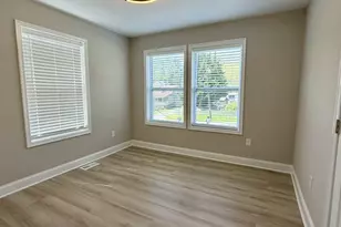 19 N Ritters Ln, Owings Mills, MD 21117 - Photo 12