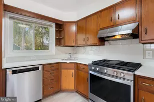 1502 Melton Rd, Lutherville Timonium, MD 21093 - Photo 18