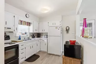 718 Kent Ave, Baltimore, MD 21228 - Photo 2