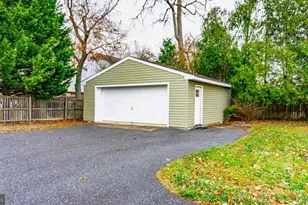 213 E Chatsworth Ave, Reisterstown, MD 21136 - Photo 20