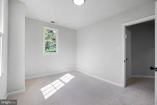 106 4th Ave, Baltimore, MD 21227 - Photo 20