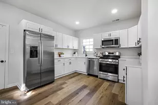 106 4th Ave, Baltimore, MD 21227 - Photo 4