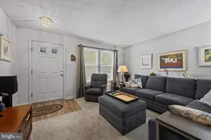 5 Wincrest Ct, Baltimore, MD 21208 - Photo 6