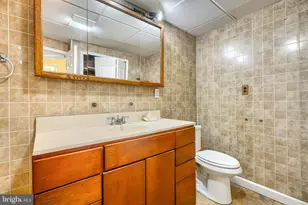 2215 Lodge Farm Rd, Baltimore, MD 21219 - Photo 14