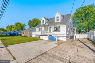 2215 Lodge Farm Rd, Baltimore, MD 21219 - Photo 2