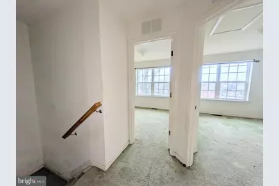 8855 Delegge Road, Rosedale, MD 21237 - Photo 10