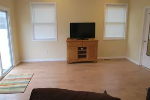 2127 Gaylawn Dr, Baltimore, MD 21227 - Photo 6