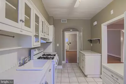 27 N Symington Avenue, Baltimore, MD 21228 - Photo 12