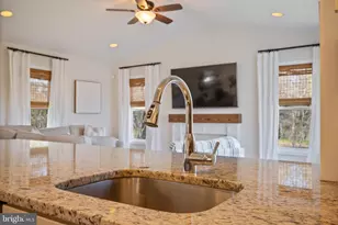 6 Pickett Rd, Lutherville Timonium, MD 21093 - Photo 16