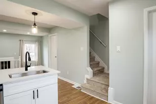 21 Neves Ct, Baltimore, MD 21234 - Photo 10