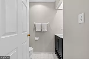 2 Southerly Ct, Baltimore, MD 21286 - Photo 16