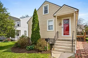 39 Northwood Dr, Lutherville Timonium, MD 21093 - Photo 1