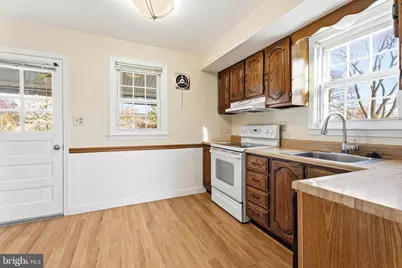 8111 Dalesford Road, Baltimore, MD 21234 - Photo 10