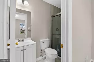 109 Highshire Ct, Baltimore, MD 21222 - Photo 18