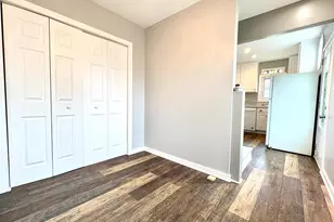 2513 Barrison Point Rd, Essex, MD 21221 - Photo 14
