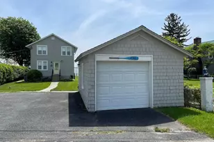 2513 Barrison Point Rd, Essex, MD 21221 - Photo 2