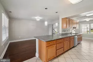 9321 Seven Courts Dr, Baltimore, MD 21236 - Photo 12