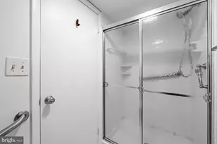 4 Candlemaker Ct, Baltimore, MD 21208 - Photo 28