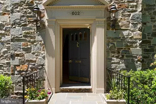 602 Stoneleigh Rd, Baltimore, MD 21212 - Photo 2