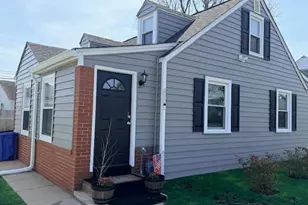 8217 Cornwall Rd, Dundalk, MD 21222 - Photo 2