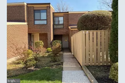 17 Pacers #F, Pikesville, MD 21208 - Photo 1