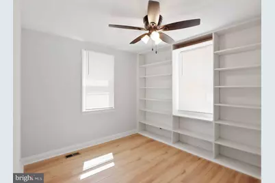 19 W Elm Avenue, Baltimore, MD 21206 - Photo 16